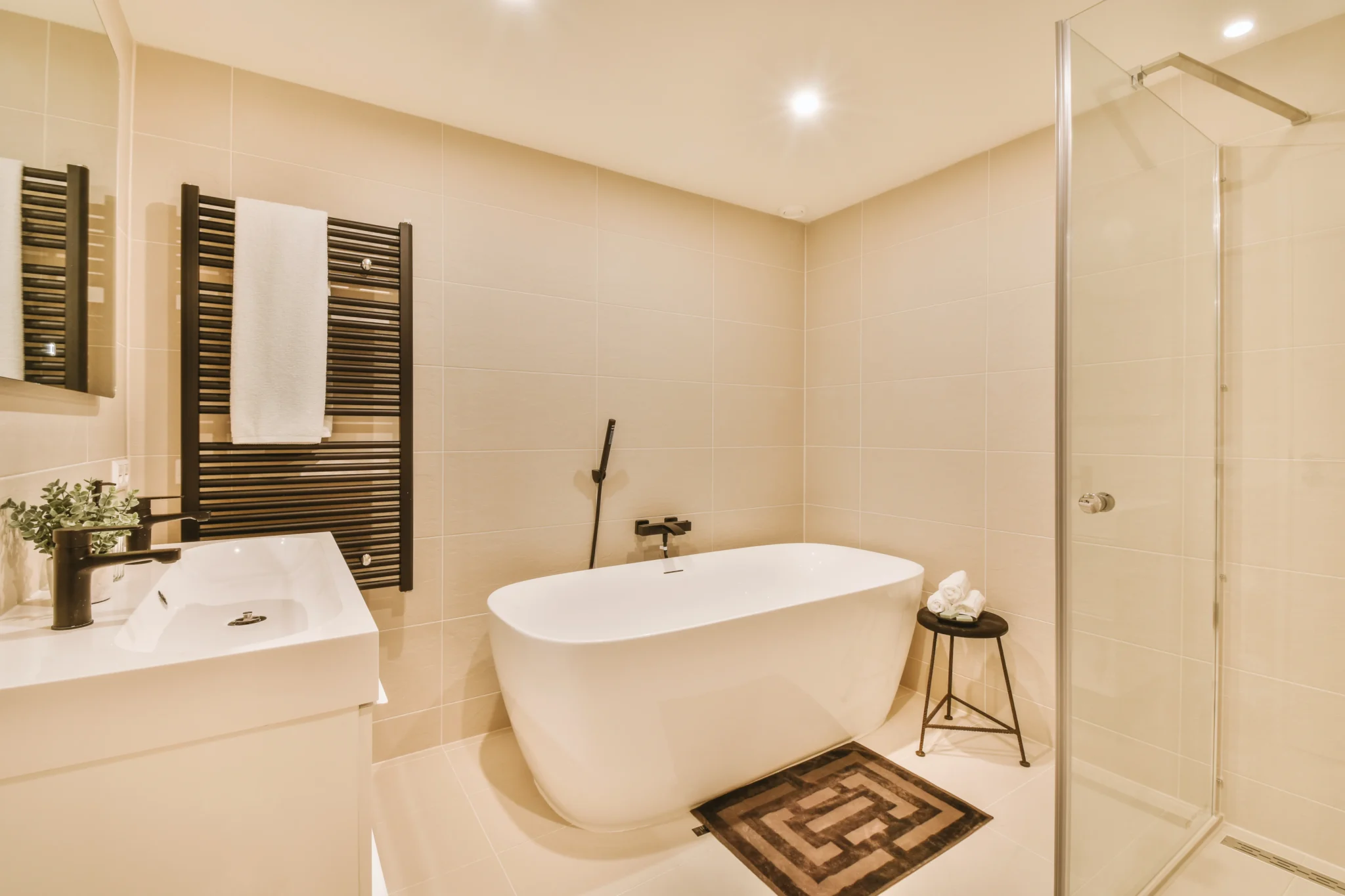 Freestanding Soaking Tub Retreat